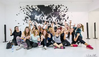 Набор в группы в Центре современной хореографии Moloko