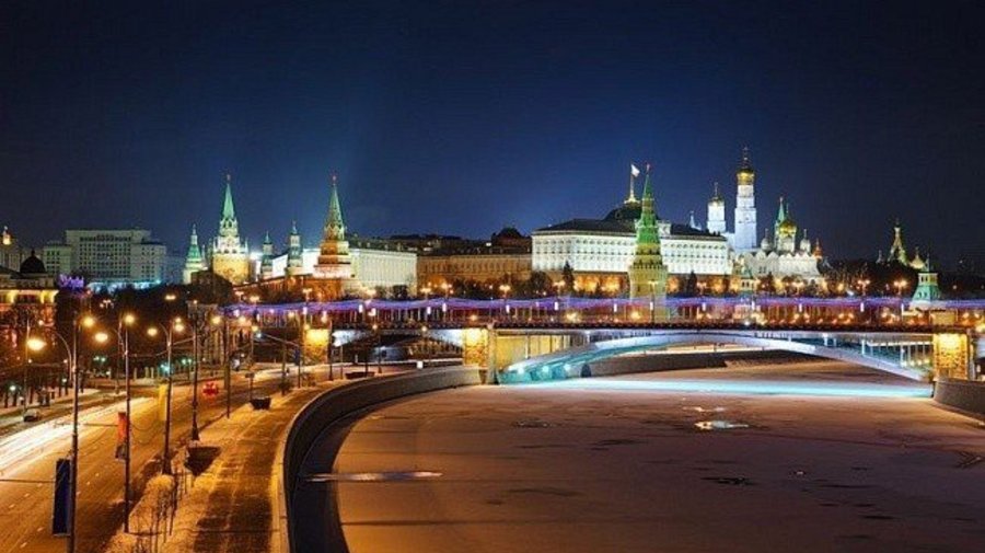 5 лучших мест для прогулок по ночной Москве