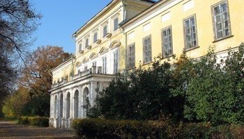 Усадьба «Знаменское-Садки»