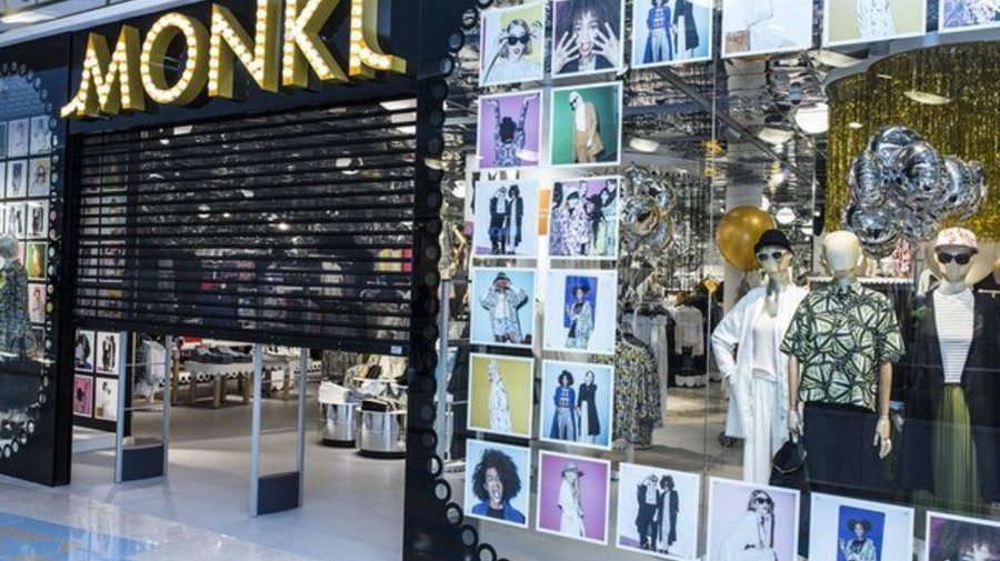 Обменять старую одежду на скидки можно в магазине Monki