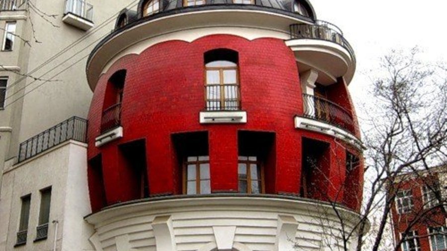 6 самых необычных зданий Москвы