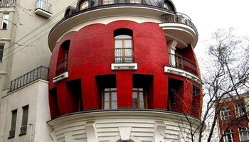 6 самых необычных зданий Москвы