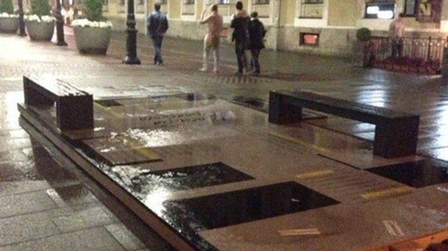 Вандалы расправились с мультимедийной выставкой о Иосифе Бродском