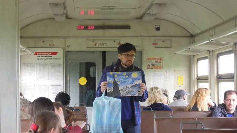 В пригородных электричках прочтут лекции об искусстве