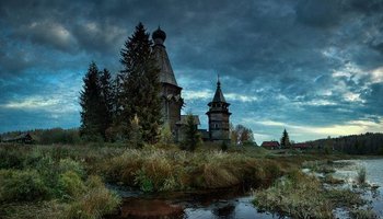 Загородная поездка: Церковь Николая Чудотворца — редчайший в стране шатровый храм