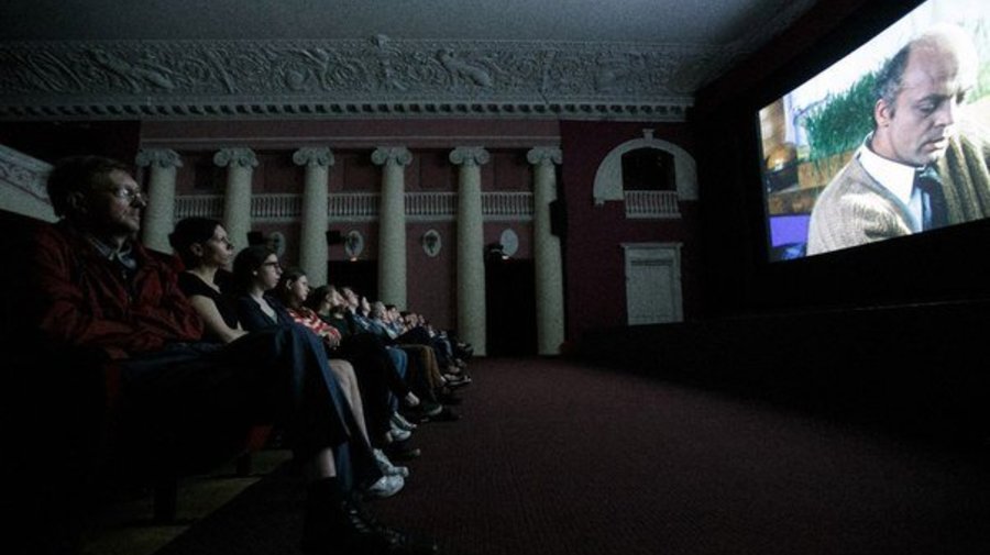 Билеты на любой сеанс в кинотеатр «Родина» продают по 150 рублей