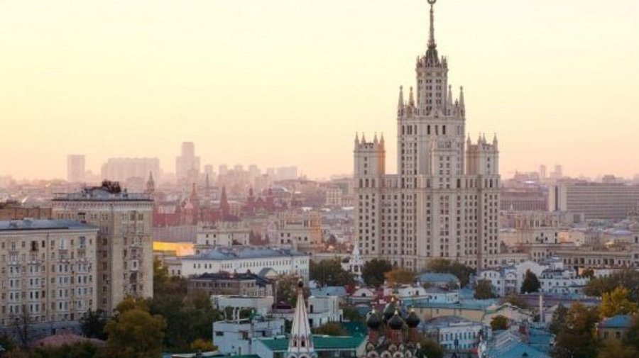 В Москву приходит бабье лето