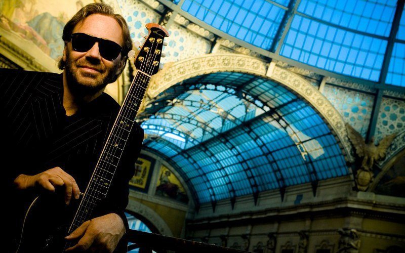 Концерт Al Di Meola