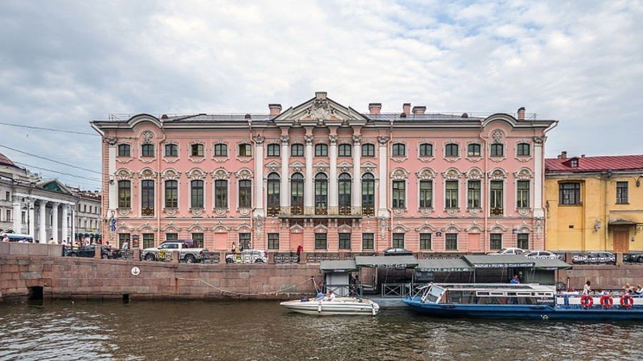 Строгановский дворец
