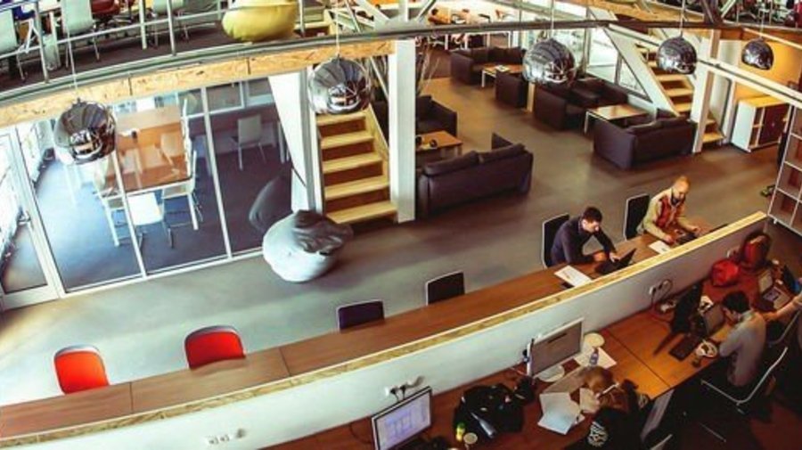http://placeplaceplace.ru/places/14330-kovorking-nagatino