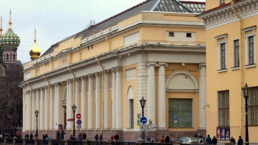 Корпус Бенуа