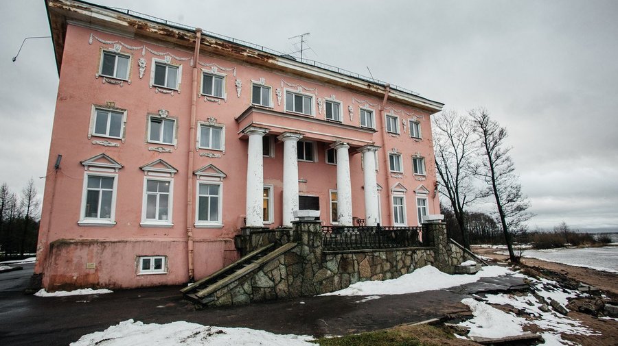 Старинный загородный парк-отель «Ретур»