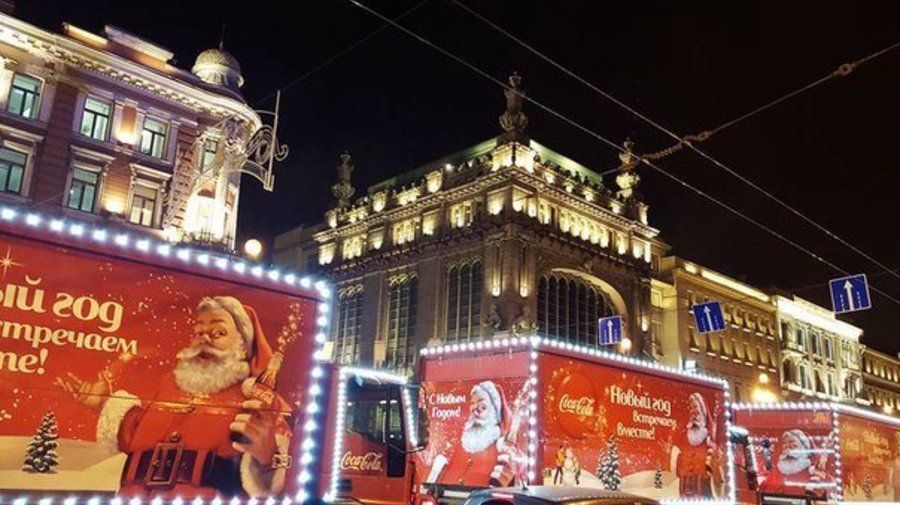 Рождественский караван грузовиков Coca-Cola проедет по Петербургу