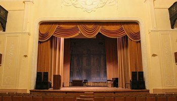 Санкт-Петербургский малый музыкальный театр