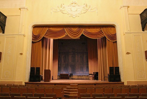 Санкт-Петербургский малый музыкальный театр