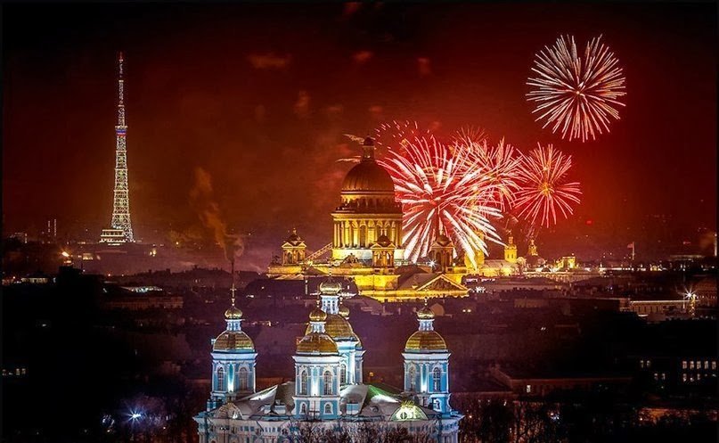 Как бюджетно отметить Новый год в Петербурге