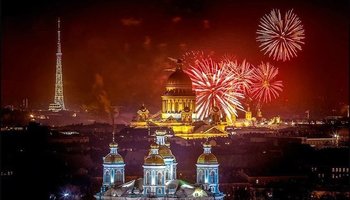 Как бюджетно отметить Новый год в Петербурге