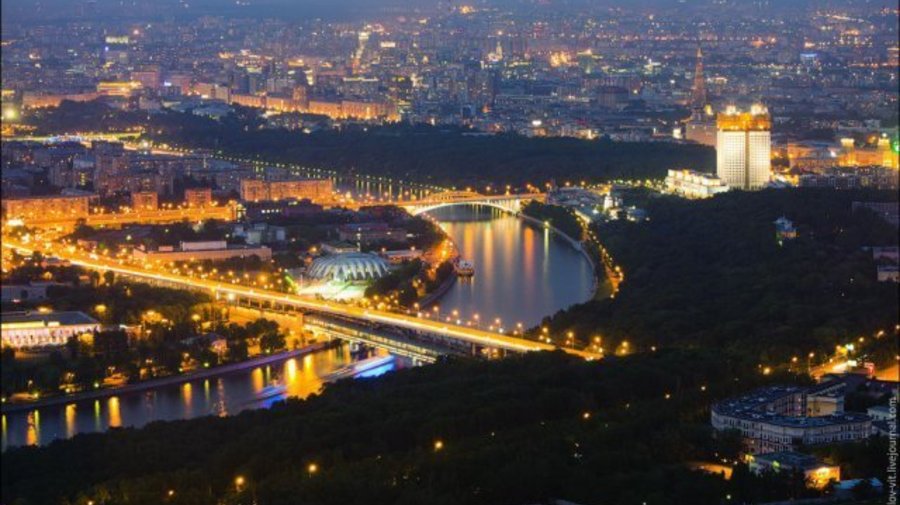 Лужнецкий метромост