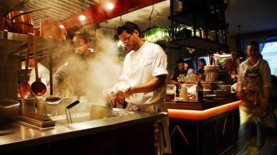 http://www.afisha.ru/msk/restaurant/photo/32793/388571/