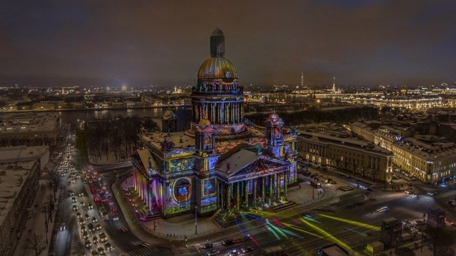 Фестиваль света с 3D-мэппинг-шоу пройдёт в Петербурге в апреле