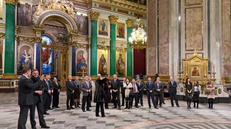 Петербургские музеи готовы трудоустроить сотрудников Исаакия в случае увольнения 