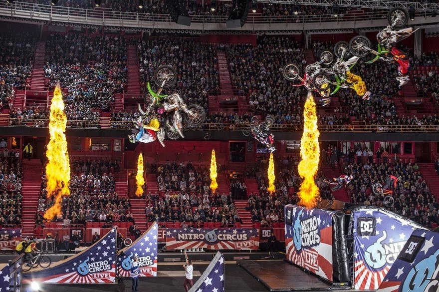 1. Шоу "Nitro Circus Live", 3 и 4 ноября