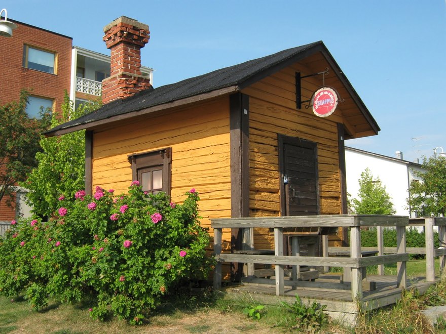 8. Самый маленький в мире ресторан