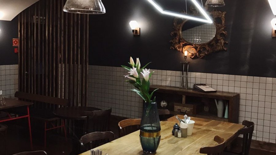 Стритфуд-кафе Coffee Room Street 
