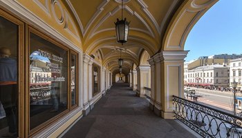 Надо знать: Гостиные дворы Петербурга