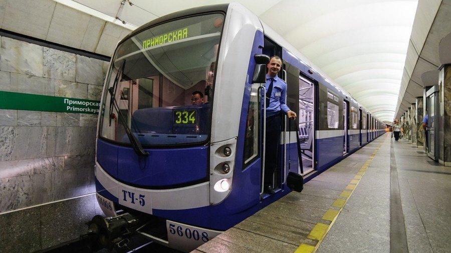 Шесть новых составов метро выйдут на маршруты