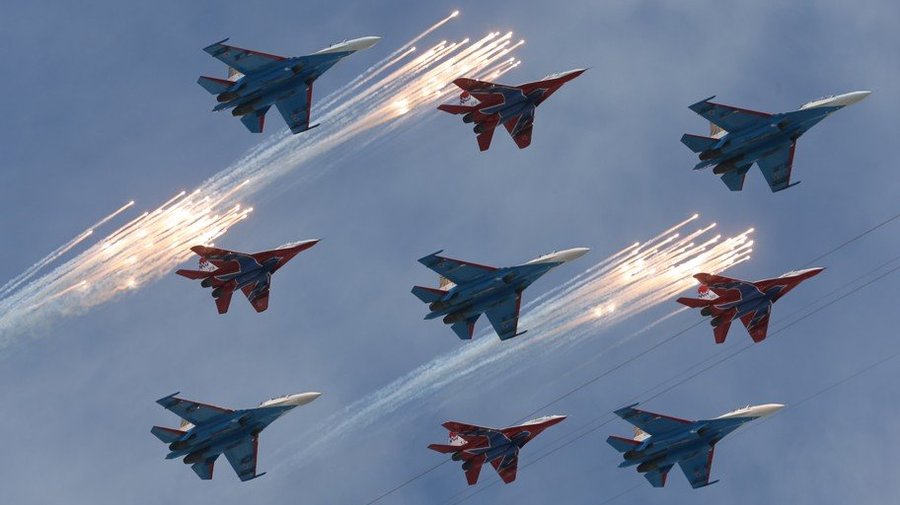 9 мая над Дворцовой впервые пролетят больше 40 самолётов и вертолётов
