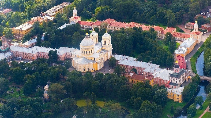 Для посещения в Александро-Невской лавре откроют 30-метровую колокольню