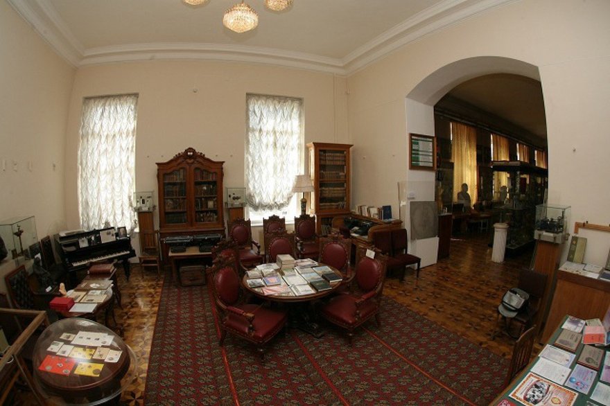 Мемориальный музей «Разночинный Петербург» 