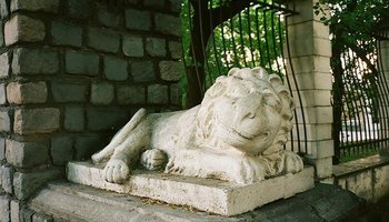 Необычный двор на Садовой-Черногрязской