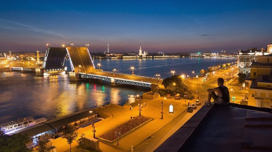 Разведение мостов в Петербурге перенесли на неопределённый срок