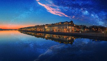 «Питер, ты просто — космос!»: космический Петербург в 20 фотографиях