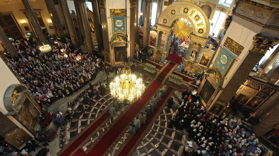 Пасхальные службы в Санкт-Петербурге 
