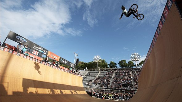Соревнования по скейтбордингу и BMX