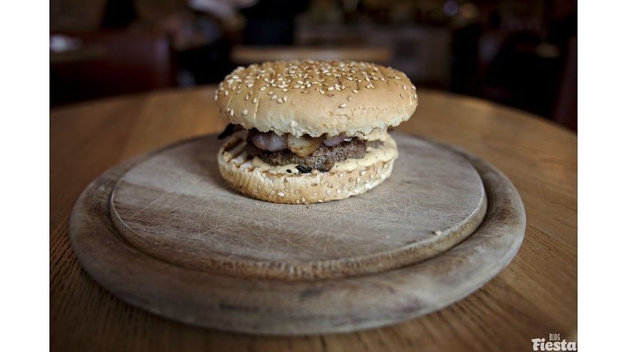 Бекон Бургер в City Grill