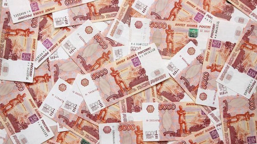 Мотоциклист потерял на ЗСД 12 миллионов рублей, но половину денег ему вернули прохожие 