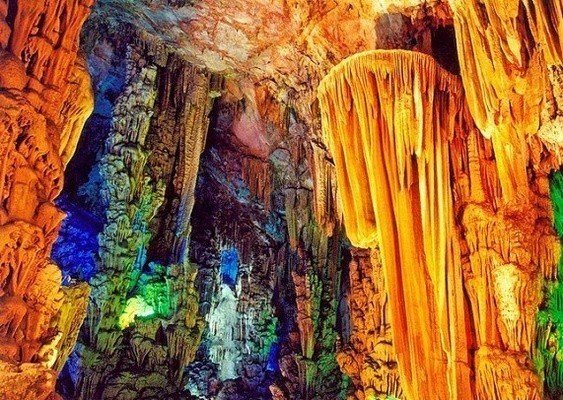 Жихаревская карстовая пещера