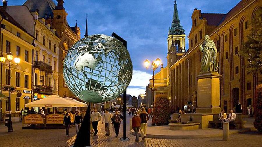 Какие оплачиваемые стажировки за границу могут получить петербуржцы